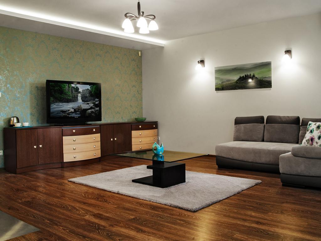 An-Son Apartamenty Ζιελόνα Γκόρα Δωμάτιο φωτογραφία